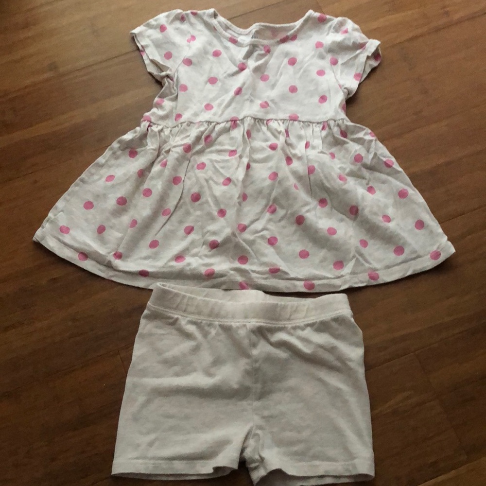 Gap outfit 4T